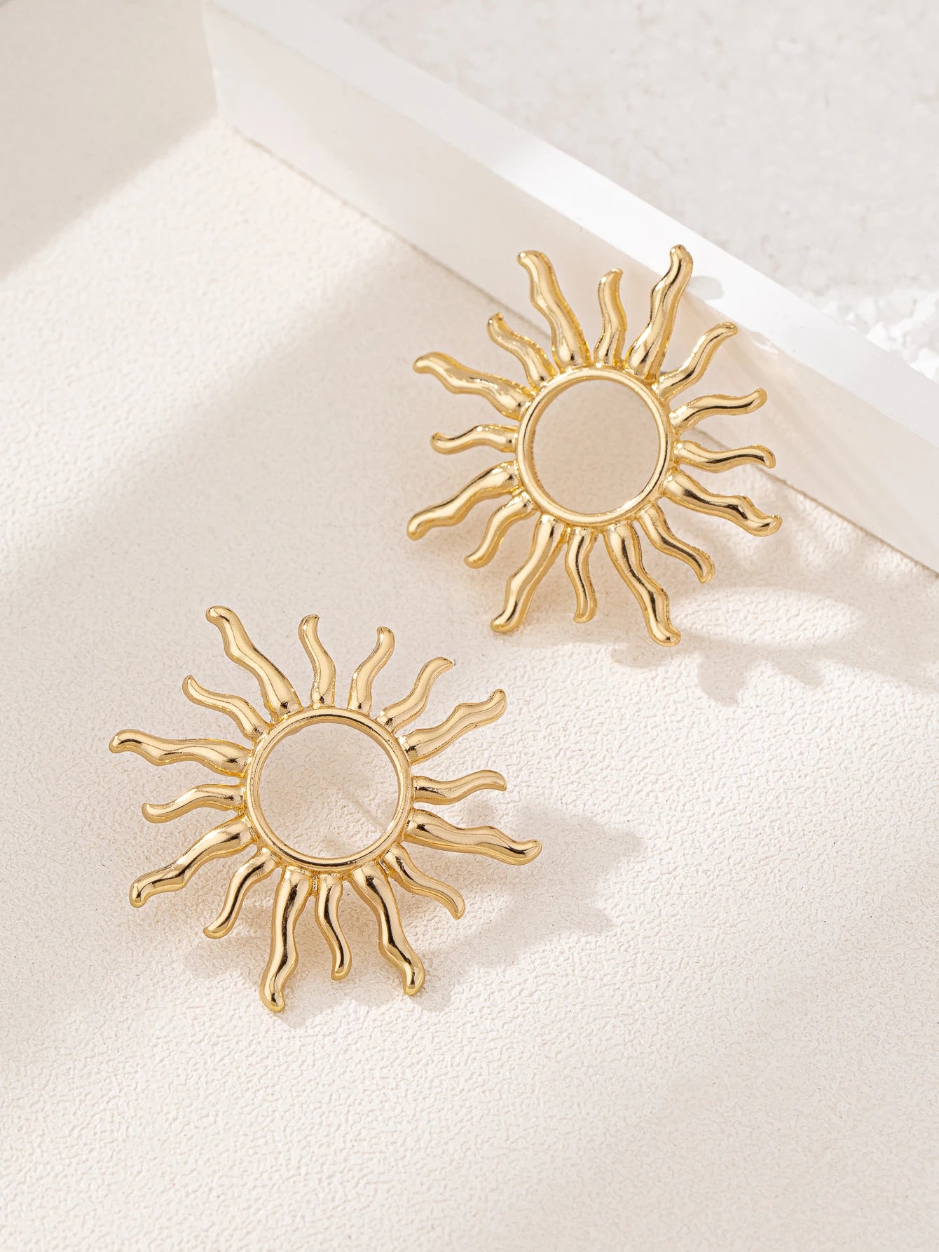 Pendientes Flor de Sol Mujer | Aretes Elegantes Dorados
